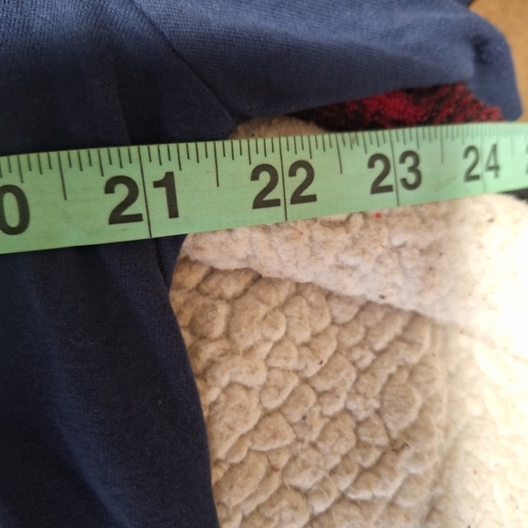 A Nike official Michigan Wolverine dri-fit tee shirt in a men's small. NWOT - Picture 5 of 6